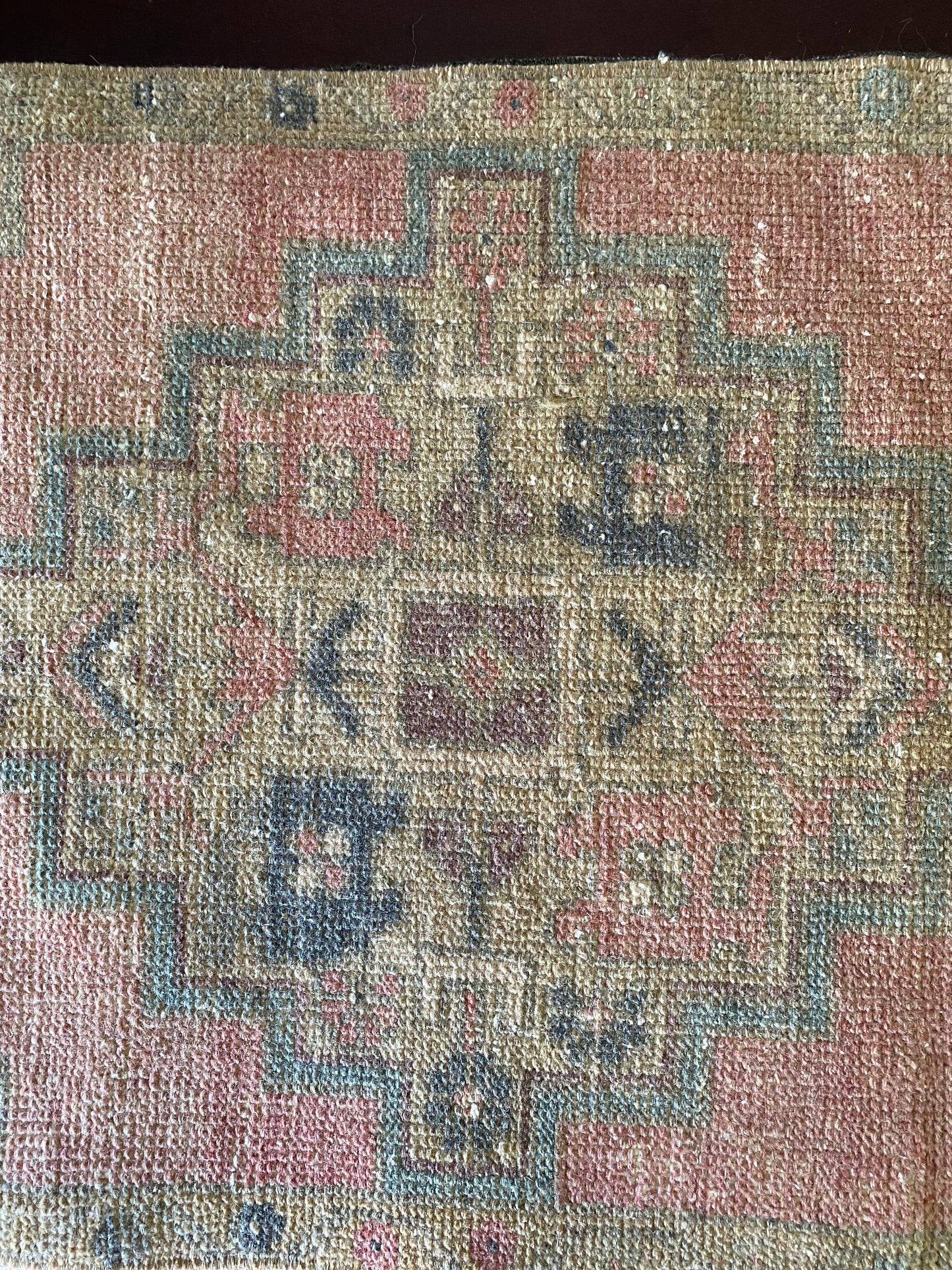 J ~ 3’ x 1’8”