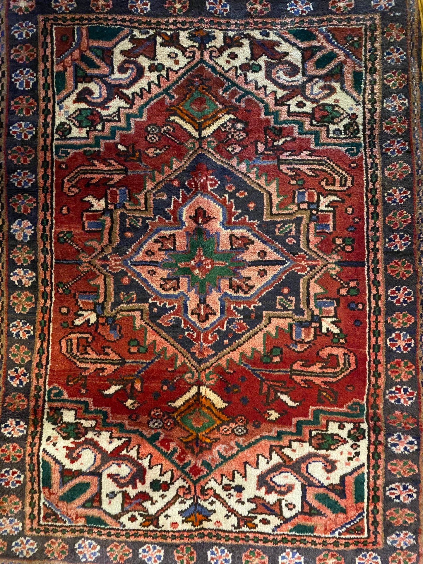 Berry Hill ~ 2’9” x 3’9”