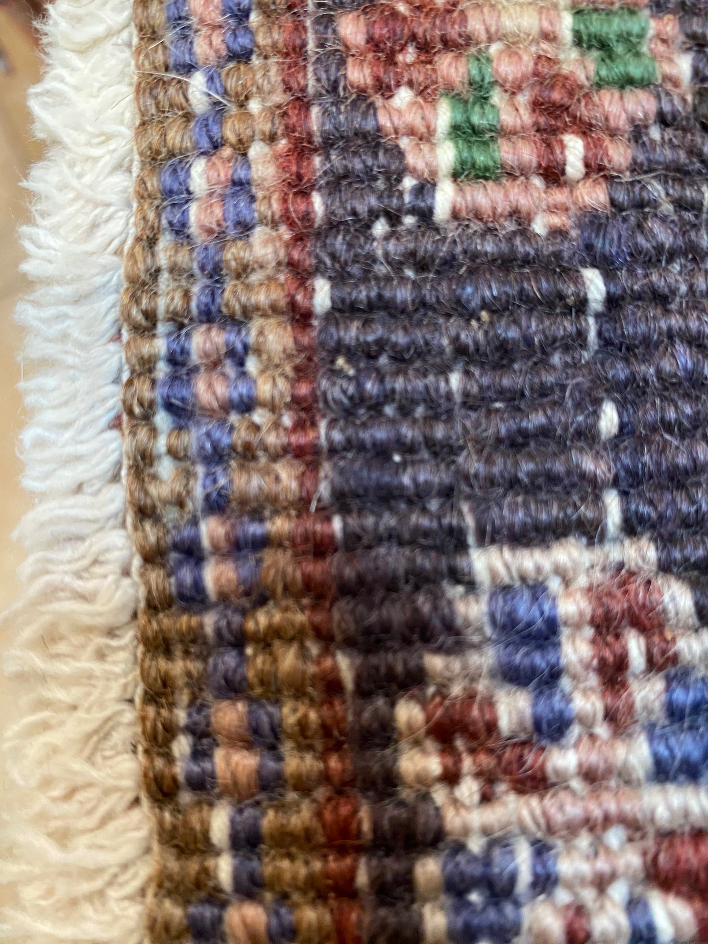 Berry Hill ~ 2’9” x 3’9”