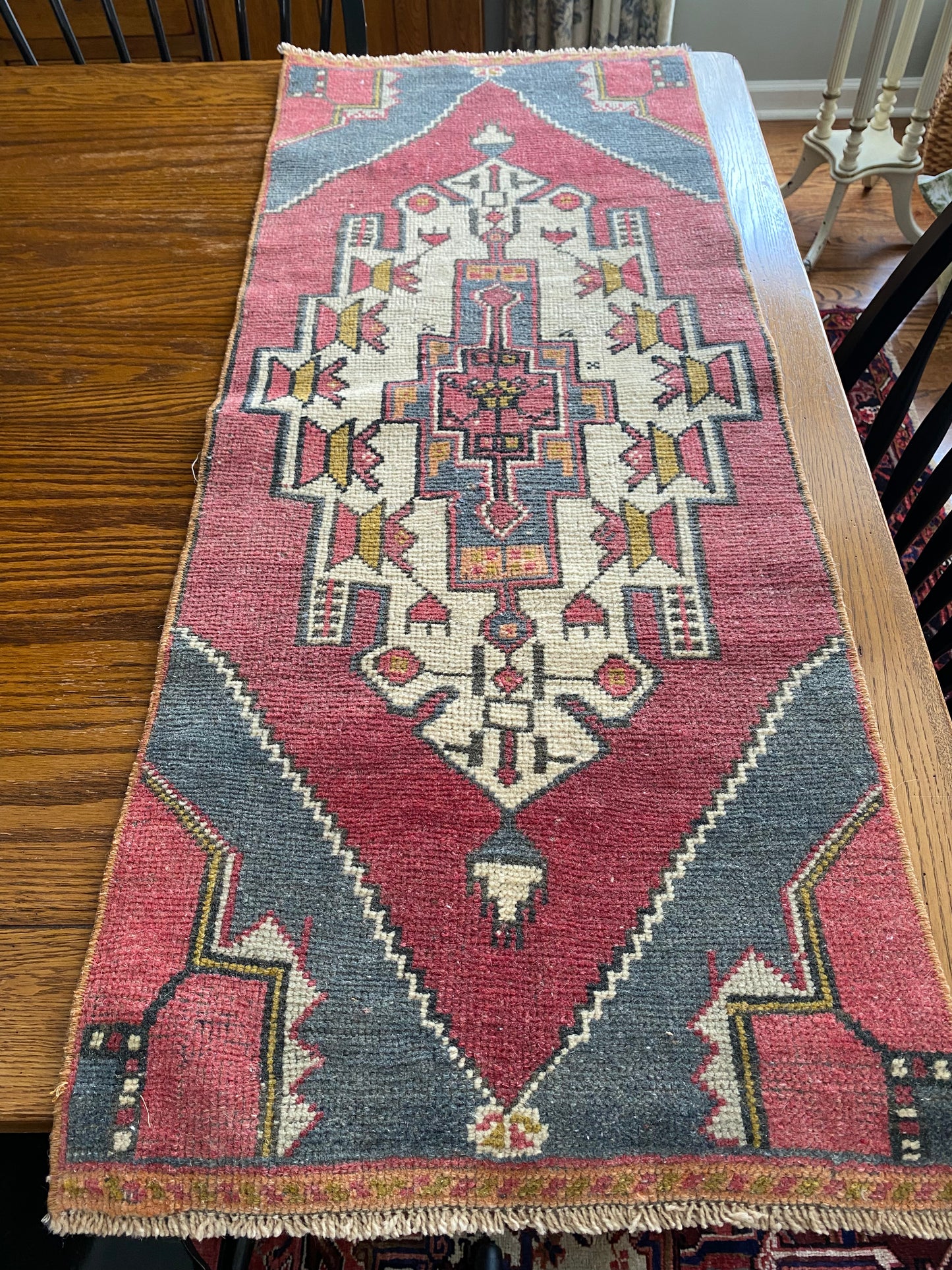 G ~ 3’10” x 1’6”